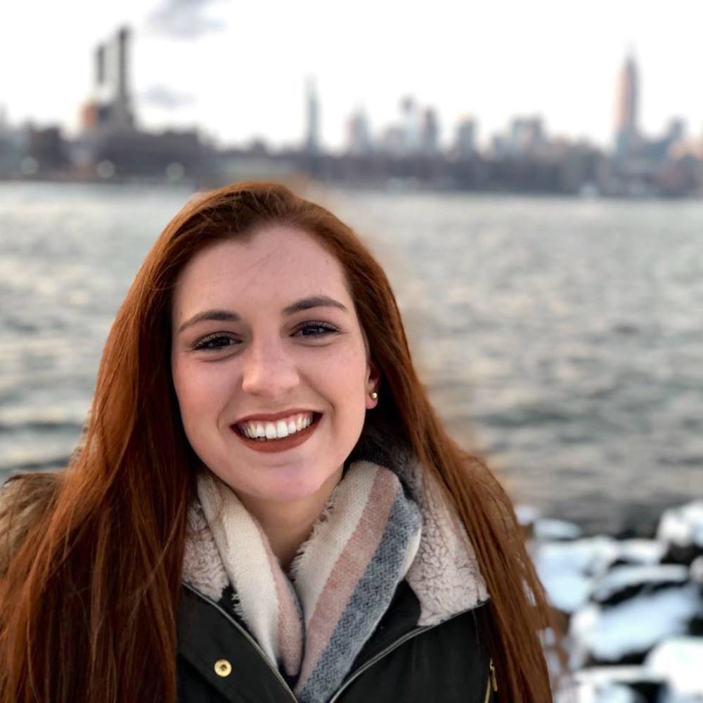 Meet your Posher, Danielle